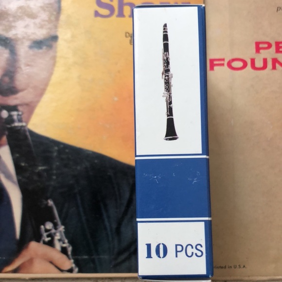 J X Clarinet Reeds 10 Reeds NWT - Picture 3 of 4